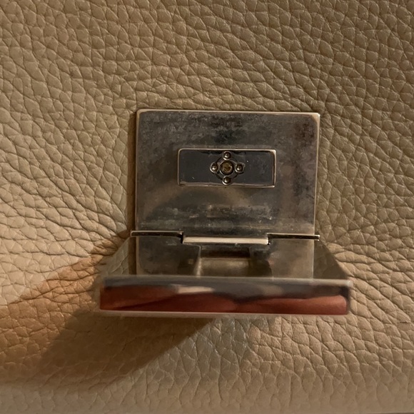 Celine Trapeze - Picture 9 of 16